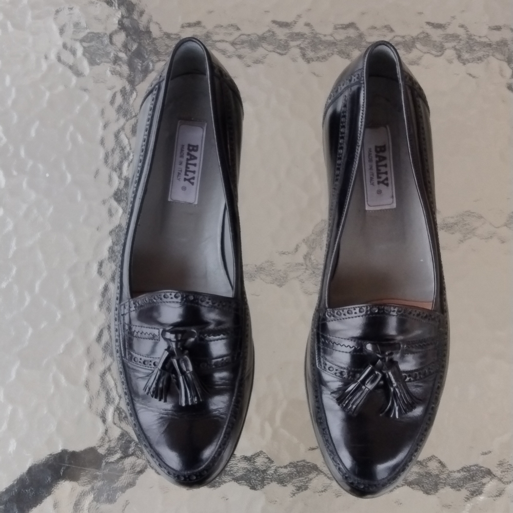 Bally Men's Vintage Black Leather Loafers with Tassels Size11D